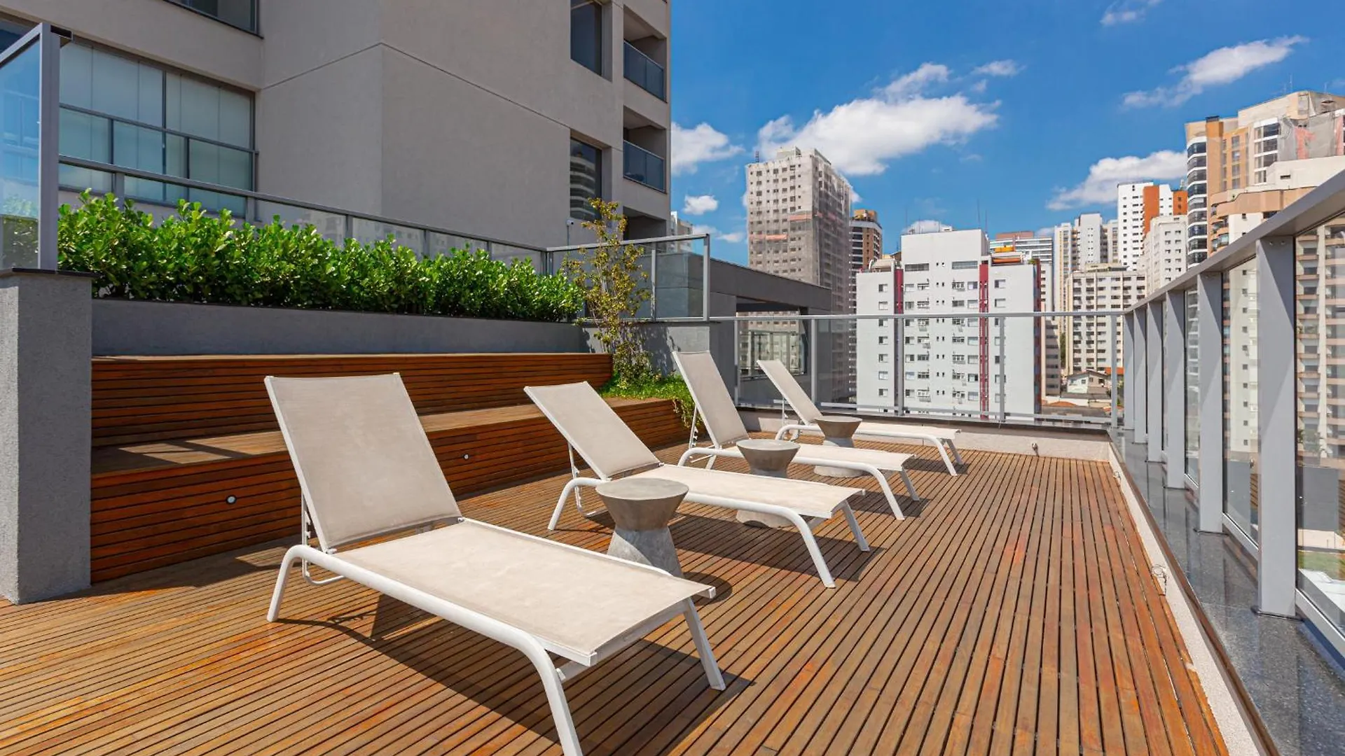Easy Star - Belo Studio Com Varanda Em Perdizes - Kw01I Sao Paulo