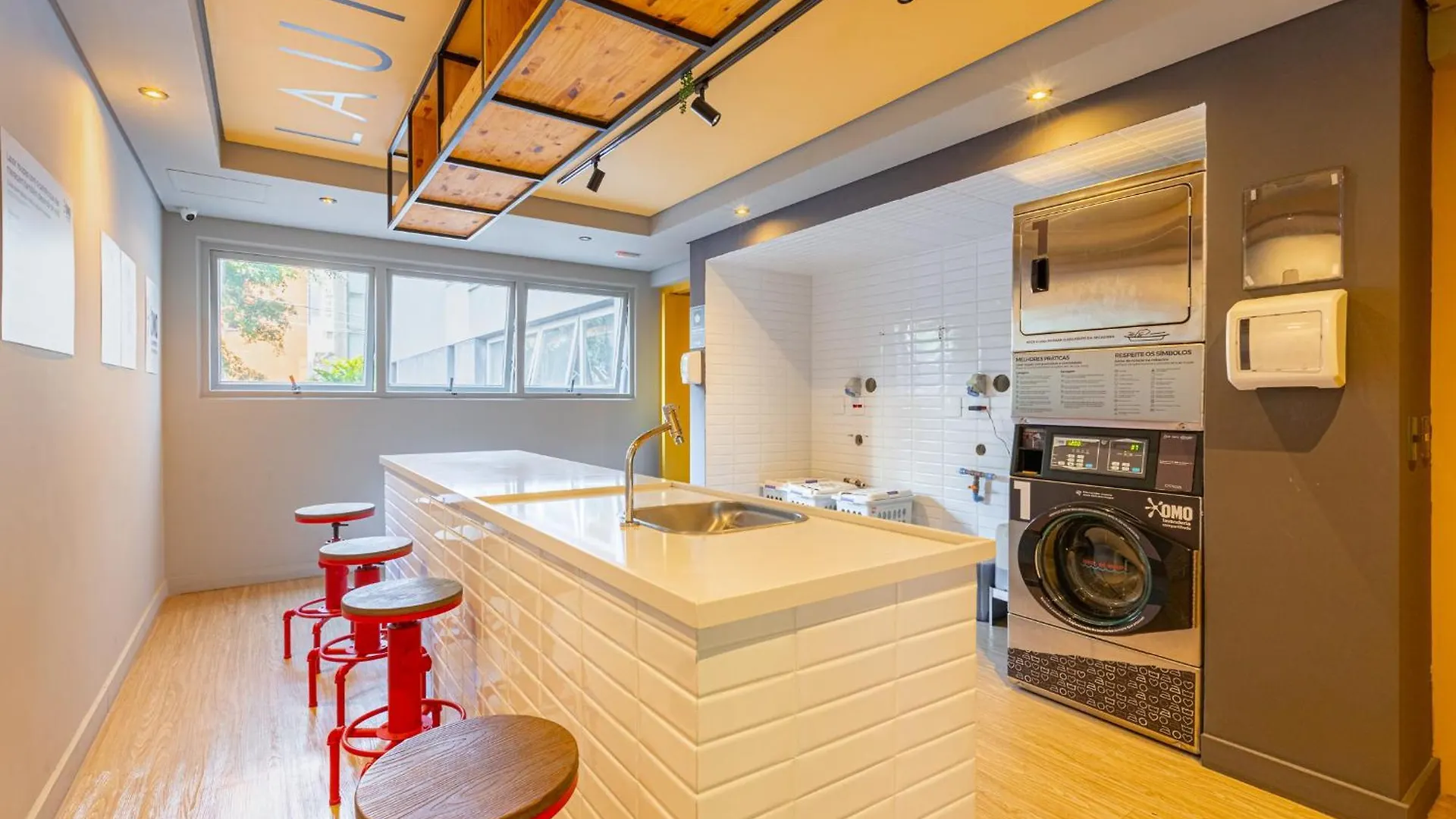 Easy Star - Belo Studio Com Varanda Em Perdizes - Kw01I San Paolo Brasile